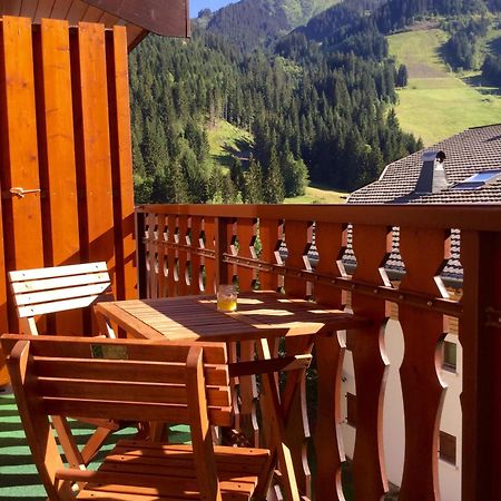Appartement Azalee Chatel Luaran gambar