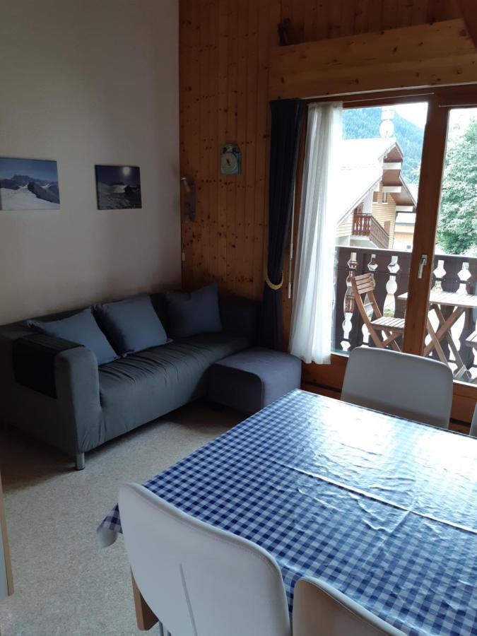 Appartement Azalee Chatel Luaran gambar