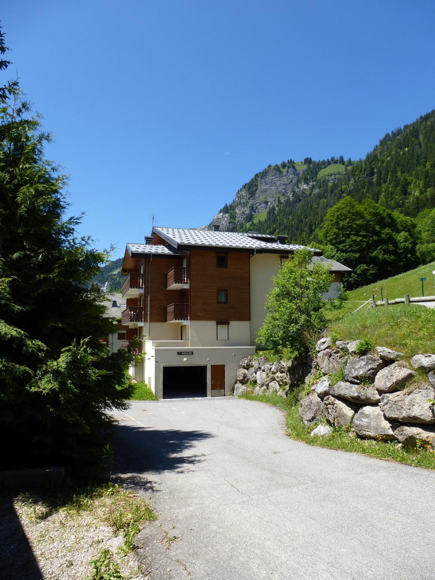 Appartement Azalee Chatel Luaran gambar